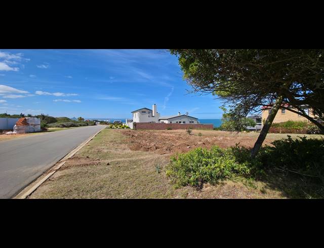 789M² VACANT LAND FOR SALE IN BOGGOMSBAAI